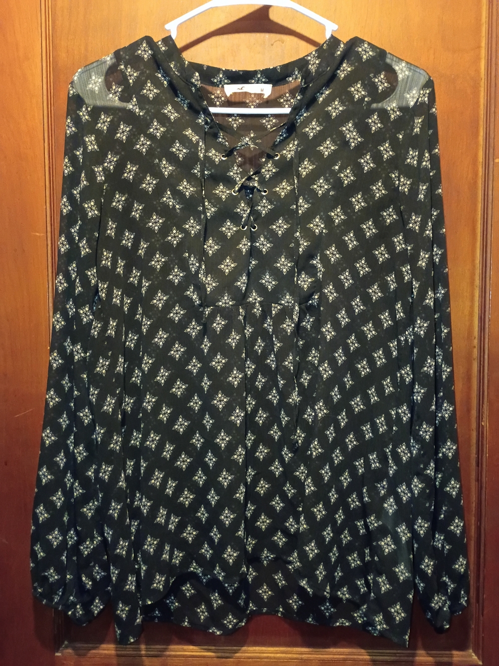 Hollister Black Printed Lace-Up Long Sleeve Blouse